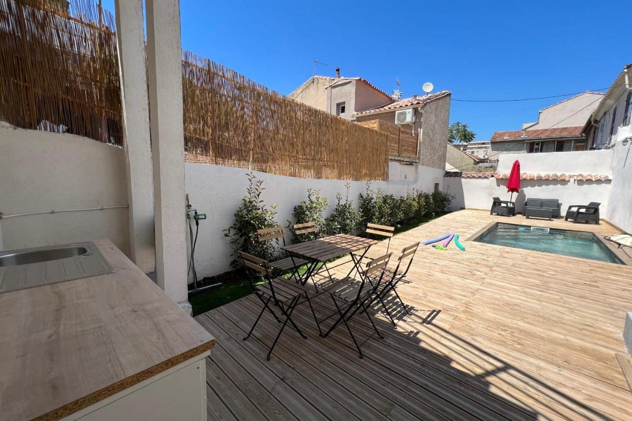 Le tropical Piscine et terrasse Centre-Ville Marseille Extérieur photo