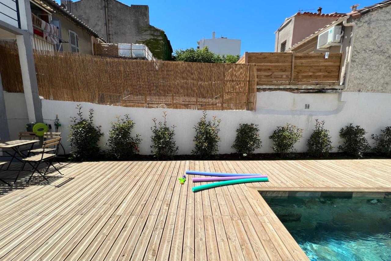 Le tropical Piscine et terrasse Centre-Ville Marseille Extérieur photo